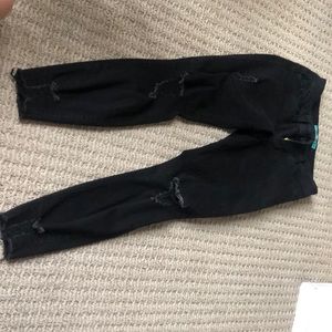 YMI size 3 skinny ankle ripped jeans